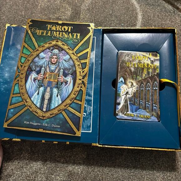 Tarot Illuminati Kit by Kim Huggens and Erik C. Dunne tarot cards and book - Picture 5 of 5